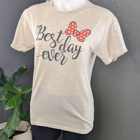Disneyland Vacation Minnie Bow Shirt Best Day - Picture 4 of 8